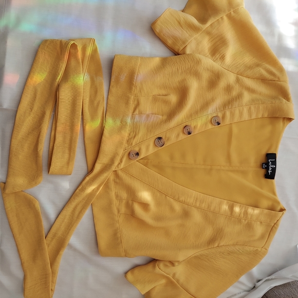 Lulus mustard top - Picture 2 of 9